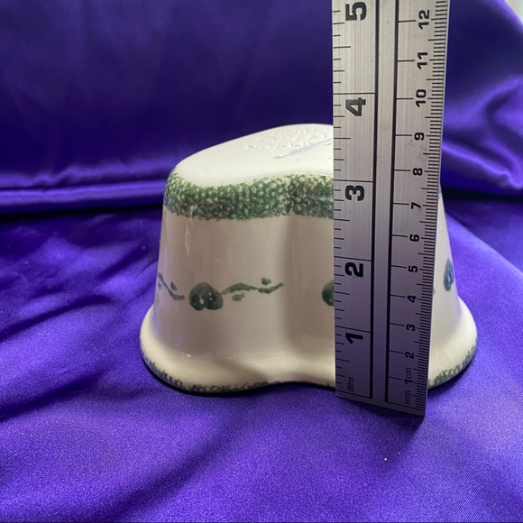 📌 Vintage 1996 Set of 2 Hand Painted Heart Bowl’s never used! Original Box! - Picture 11 of 13